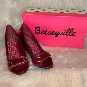 Betseyville Joannah Safety Pin Wedge